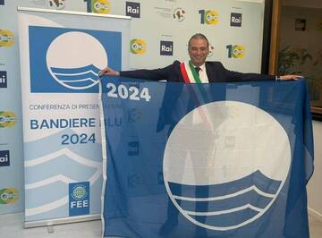 Anche per il 2024 la Bandiera Blu sventola su Monopoli