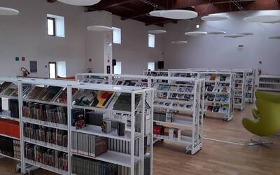 Immagine: biblioteca