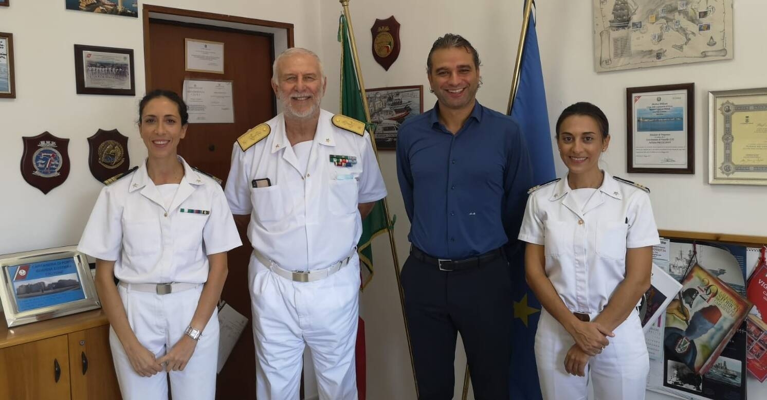 Immagine: Capitanerai_cambio_guardia_2021 (1)