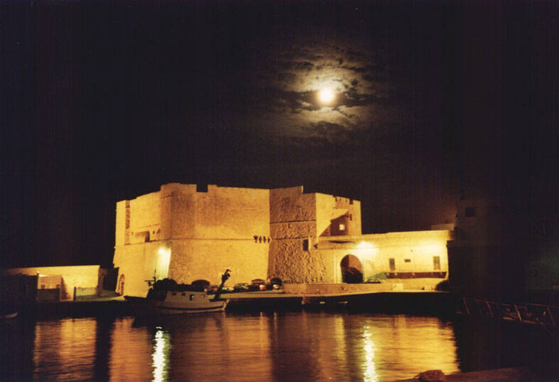 Immagine: CASTEL~1
