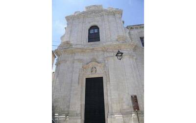 Ingresso Chiesa San Leonardo