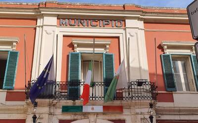 Immagine: COMUNE_BANDIERA_MEZZASTA