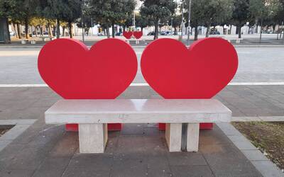 Immagine: CUORI_INTATTI_01