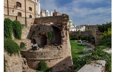 Fossato mura antiche via Cadorna 