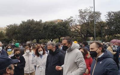 Immagine: io_apro_7aprile2021 (1)