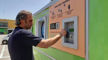 Nuova isola ecologica in via Vittorio Veneto