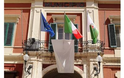 Immagine: lenzuolo_bianco_23_maggio_2021