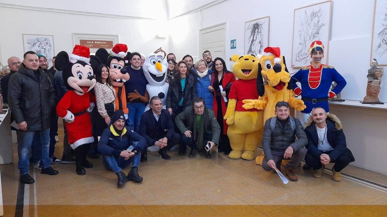 Immagine: natale_2022_foto_gruppo
