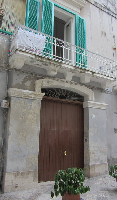 Palazzo Ghezzi - Manfredi