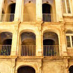 Palazzo Palmieri esterno loggiato
