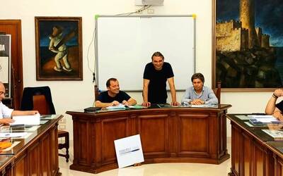 Immagine: PIANO_COMMERCIO_31_05_2022