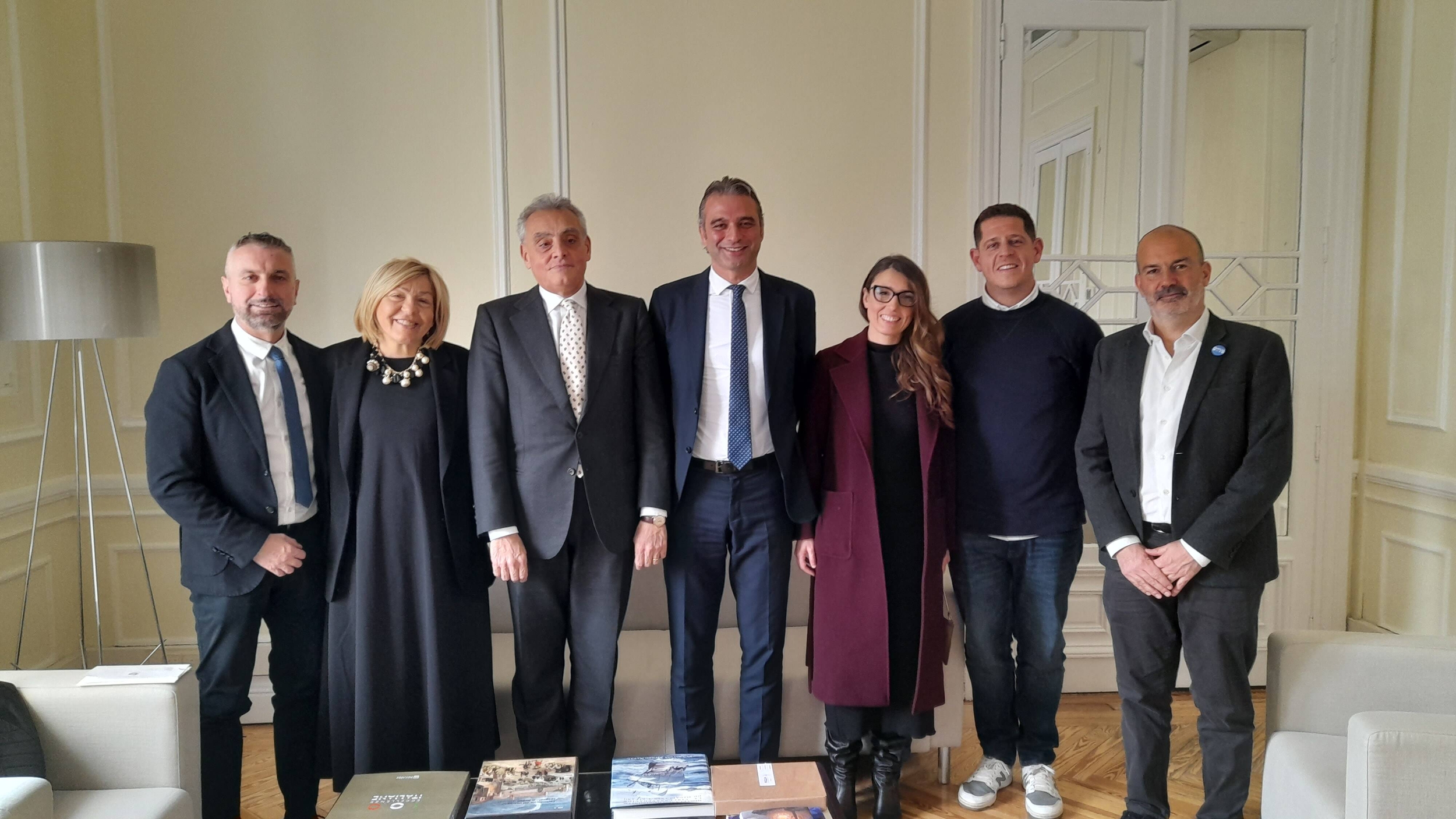 Immagine: RITRATTI_MADRID_AMBASCIATORE_20_03_3025
